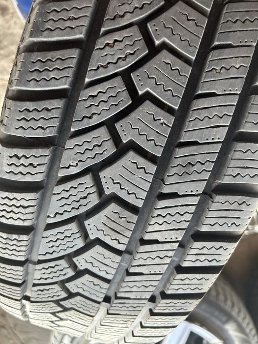 Продавам стоманени джанти с гуми за VW