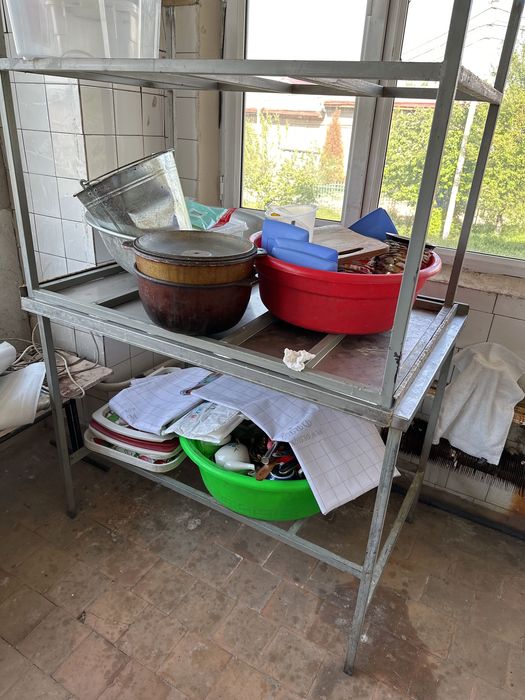 Кухня анжомлари сотилади