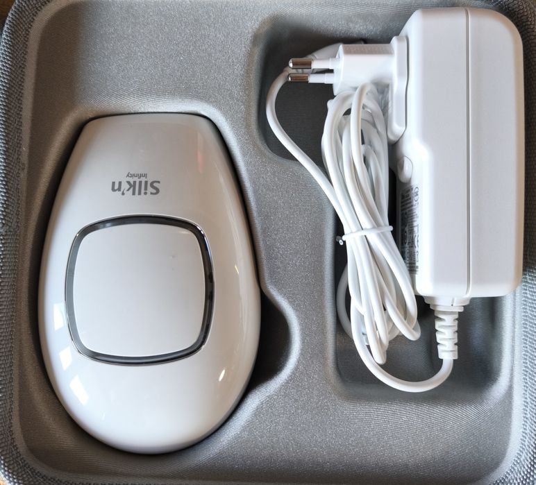 Фотоепилатор Silk'n модел Н3101 с 400К импулса