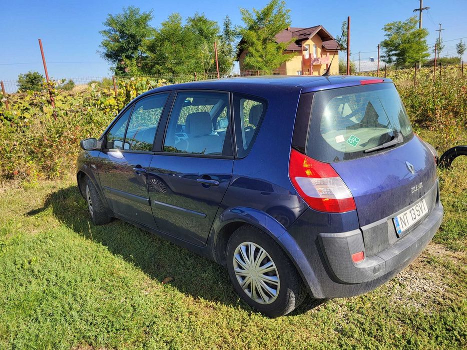 Vand Renault Scenic 1,6 benzina + GPL 16 valve 2005