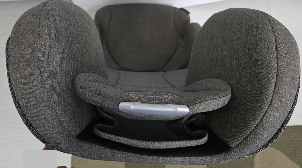 Scaun auto Cybex Z I-Fix Plus, pt copii cu inaltimi de 100-150cm
