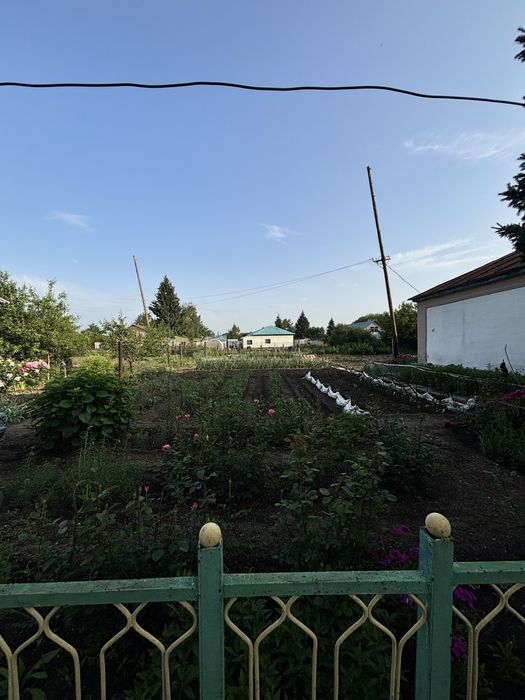 Продам дом 3 комнаты(больша площадь)