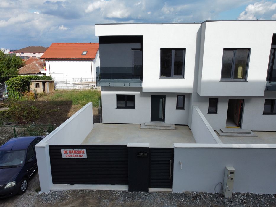 Vila P+1 Duplex 200m2 |Pereti Individuali+Izolați Fonic| Ovidiu Centru