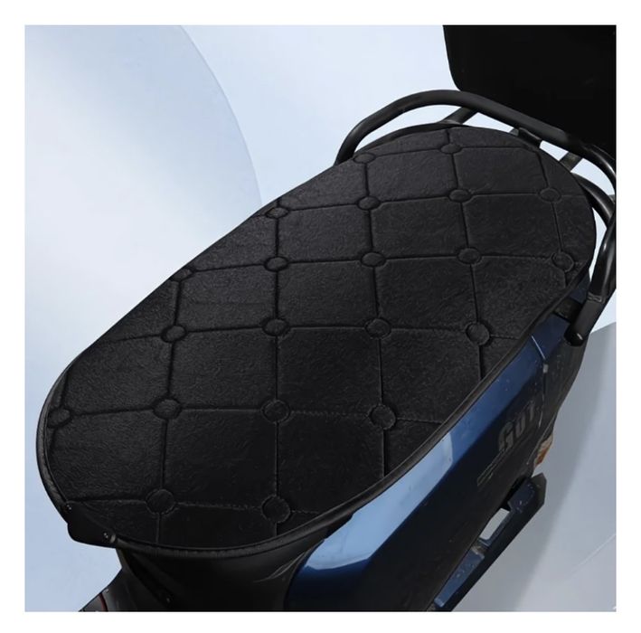 Коврик (чехол) с подогревом для мопеда