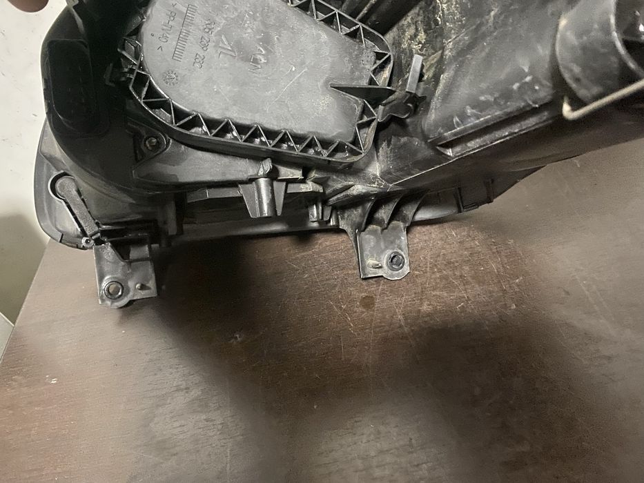 Far dreapta Vw Touran 1T an 2003-2010