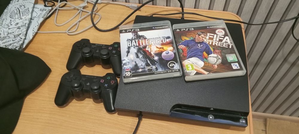 Продаем Ps3 slim, консоль прошита на HEN