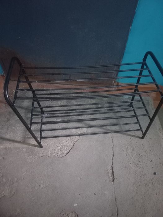 Продам полку для обуви