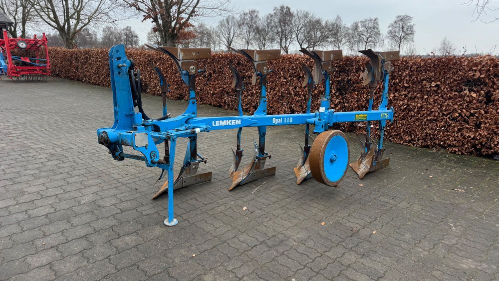 Lemken Opal 110 Belarus, John Deere, case Puma