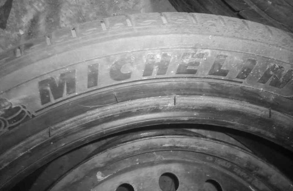 Одна Michelin R20