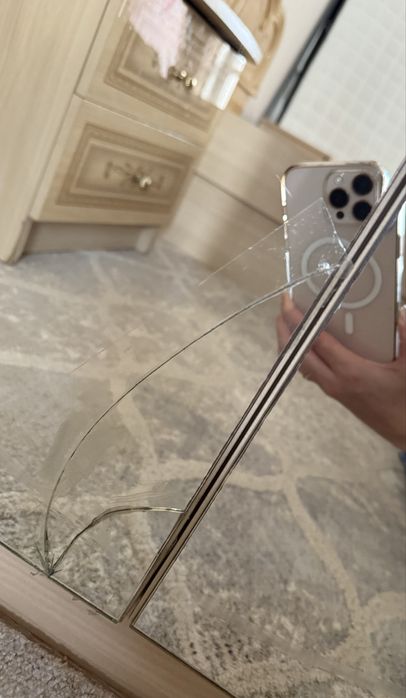 Спальный гарнитур ,продам .