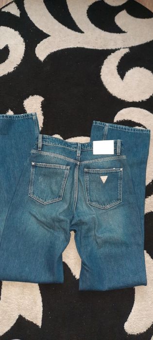 Дънки с широк крачол