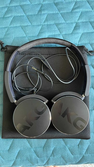 Casti cu fir AKG Y50