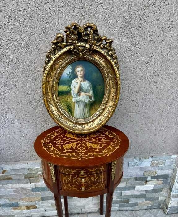 Superb tablou oval-pictura manuala pe lemn-portret -Tanara fata in rochie alba-rama masiva stil rococo-Italia
