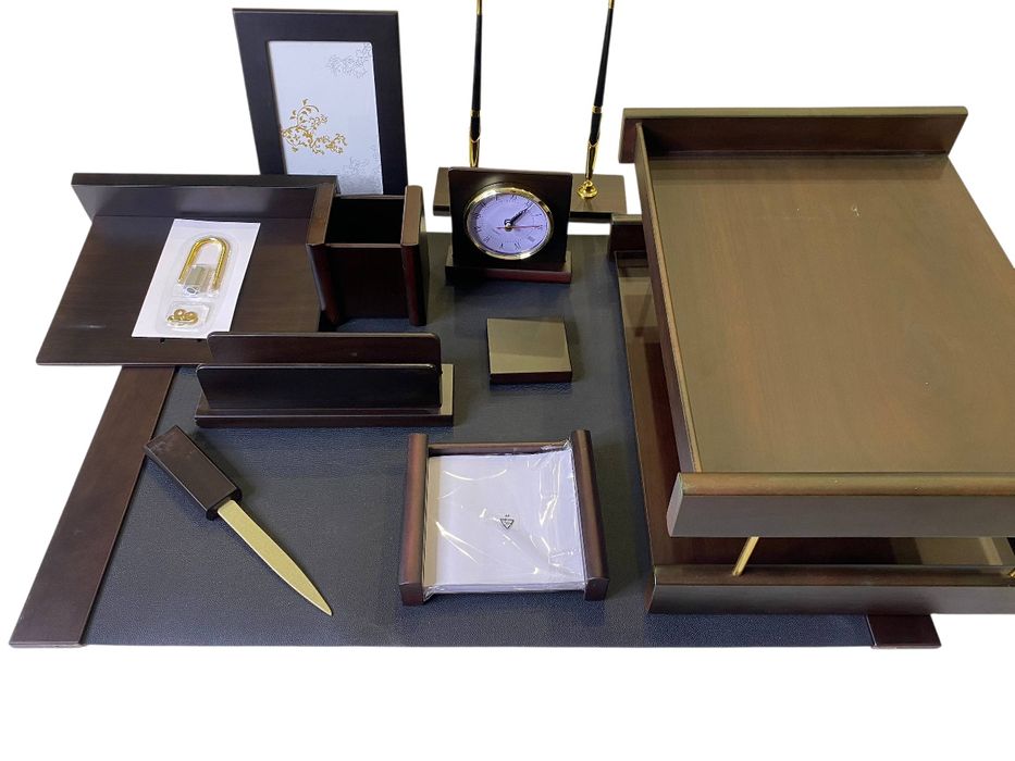 Премиальный офисный набор — Деревянный