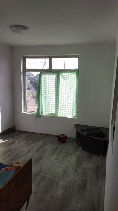 Дом, 50 соток земли.