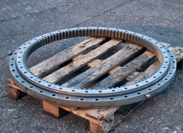 coroana de rotire liebherr r904c