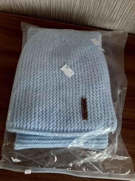 Женская шапка со снудом