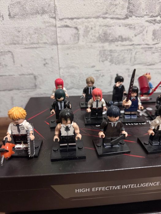 Продам лего человек бензопила