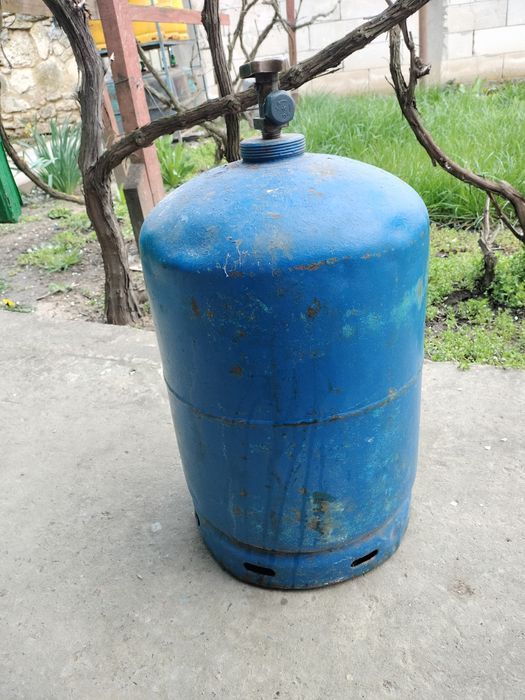 Vând Butelie Albastră Fără Gardă Utilizată