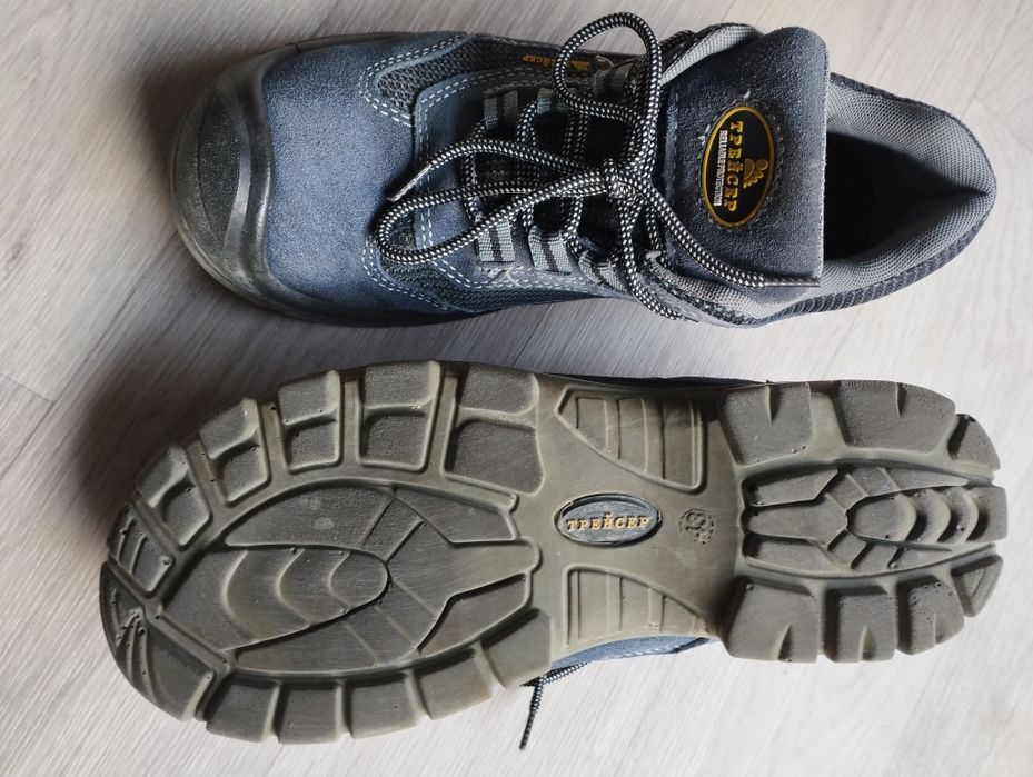 Ботинки специальные