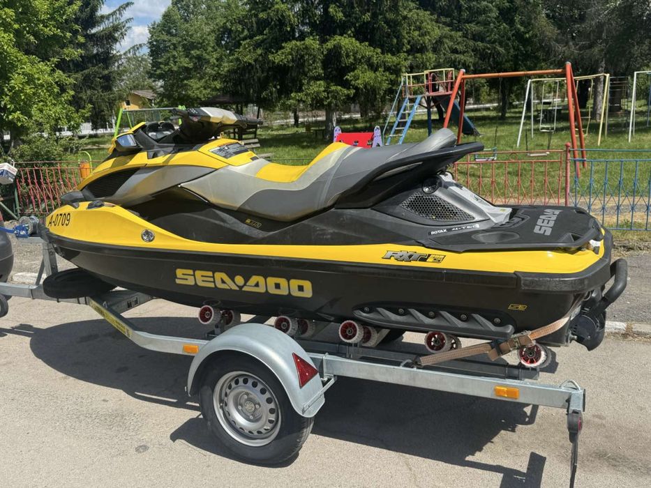 Джет Sea Doo Bombardier