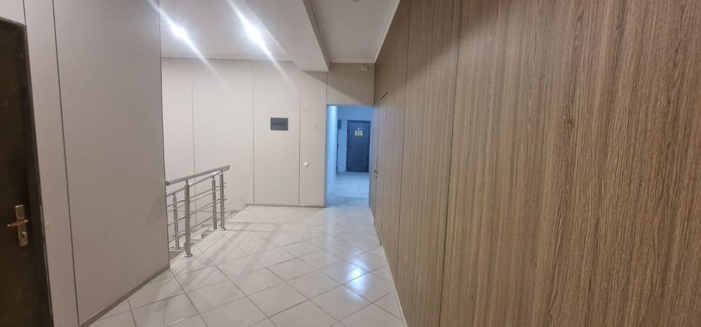 Сдам в аренду офис 70 кв м