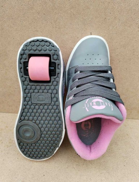 SkateMate by Heelys детски скейт маратонки с колелца на петите #19см.