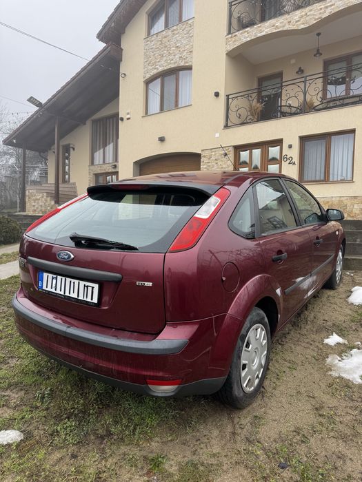 Ford Focus 1300€ NEGOCIABIL