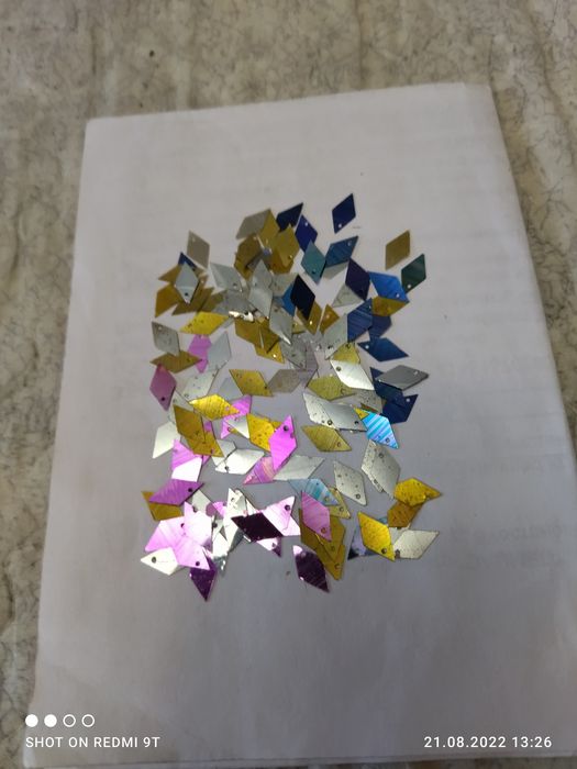 Украшение блестка-"РОМБ" пакет три цвета 100 тн. оптом, штучно- 150 тн