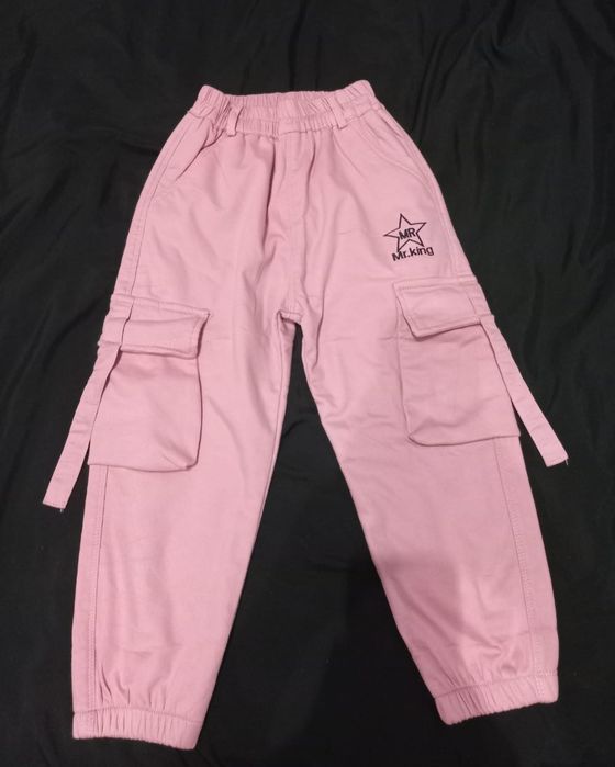 Продам брюки на девочку