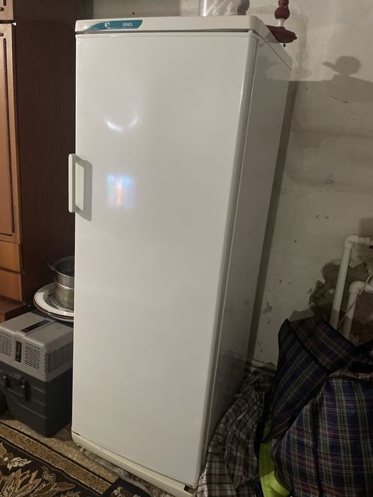 Продам морозильник