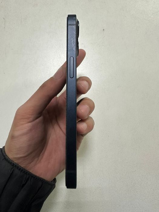 Продам айфон 13 256 гб