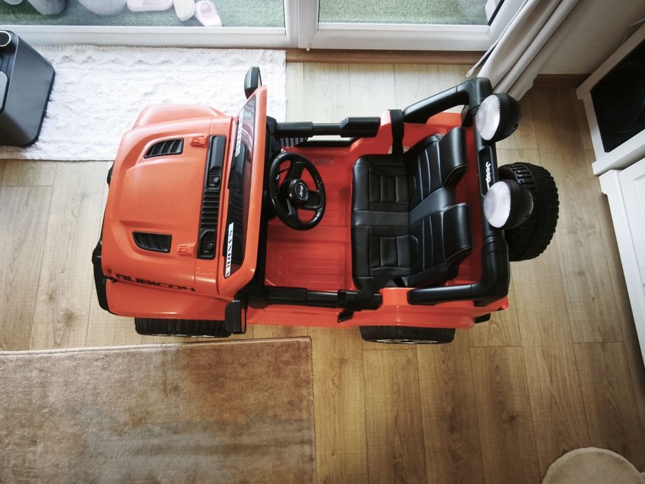 Mașinuță electrică Jeep Rubicon