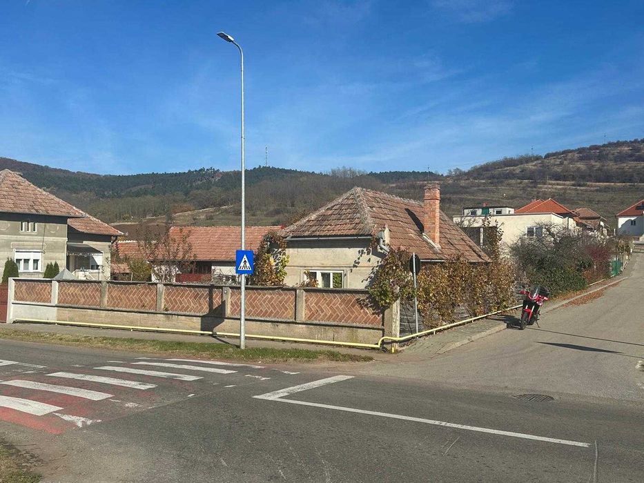 Teren de vanzare in mijlocul localitatii Hapria 75 euro/mp