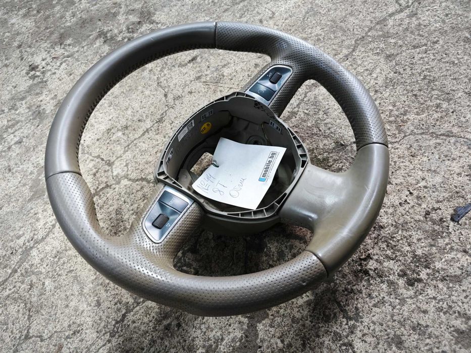 Продавам мулти волан с Airbag за Audi A4 A5 A6 4f A8 Q7 Ауди Н44