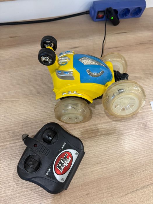 RC каскадьорска кола Crazy Twister с дистанционно