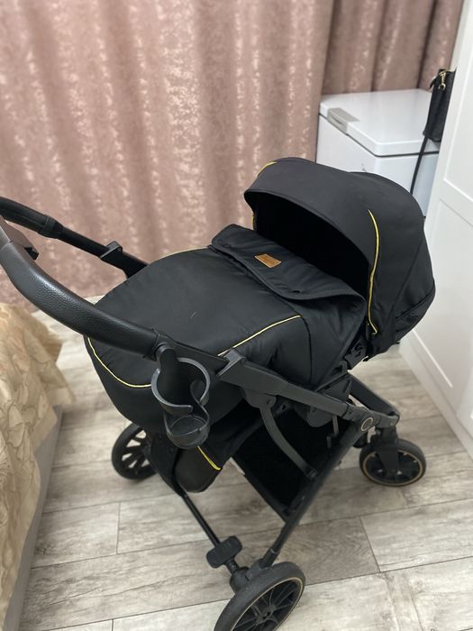 Коляска детская до трёх лет