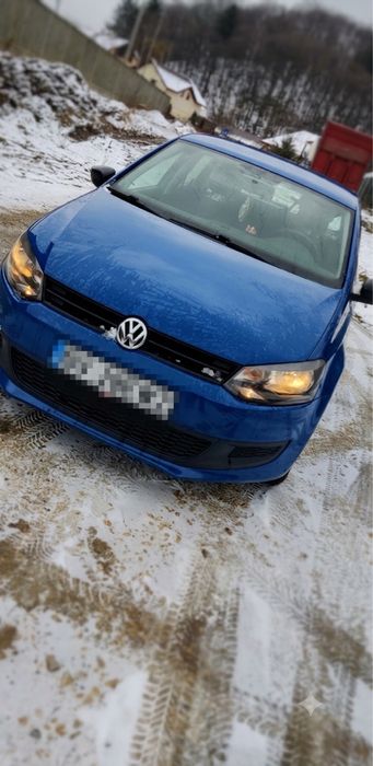 VOLKSWAGEN Polo 2014