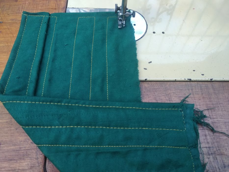 Продаю швейную машину