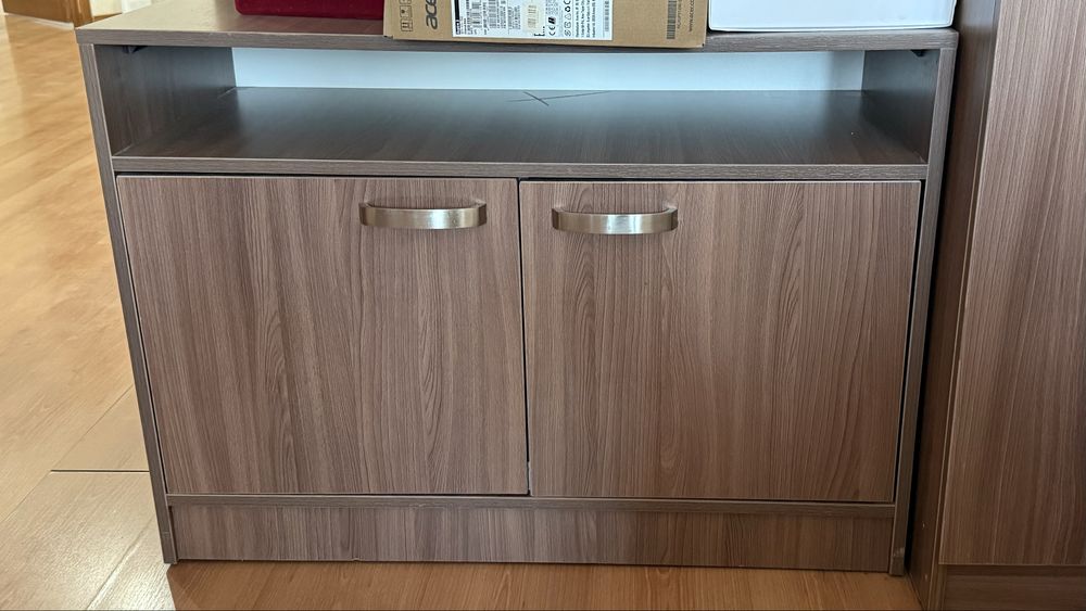 Продам тумбу в отличном состоянии