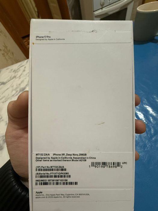 Продам оригинал Айфон 17 про 120000