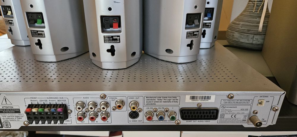 System 5.1 cu DVD player Schneider