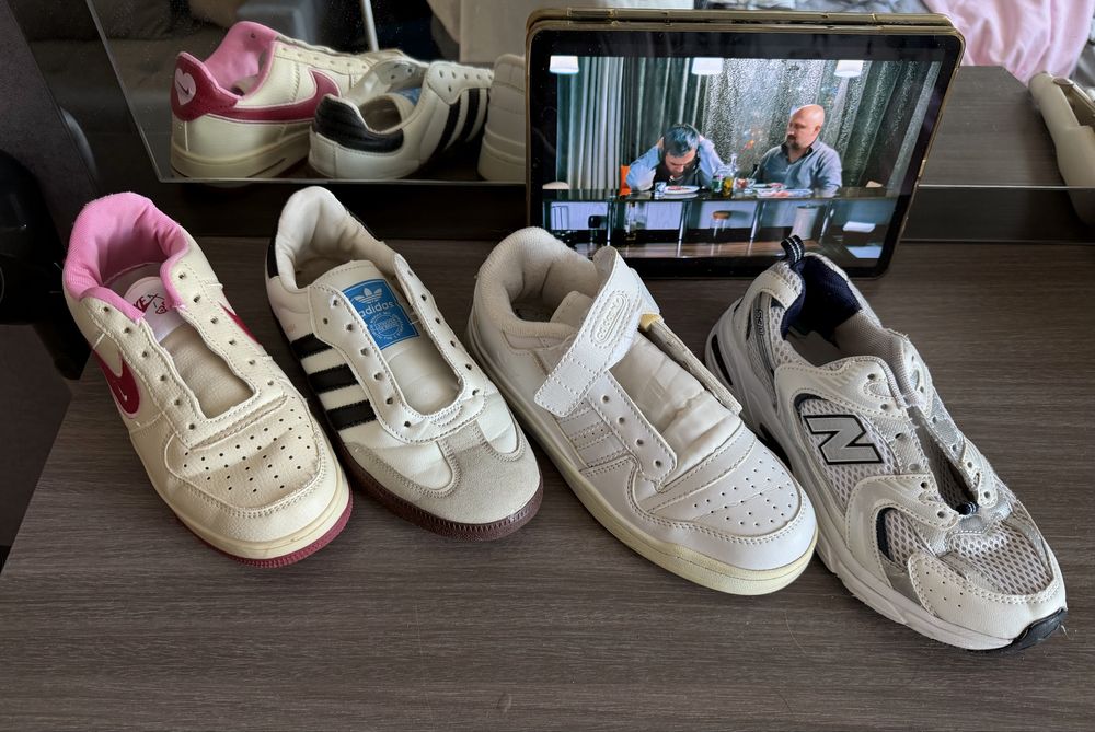 Отдам за шоколадку