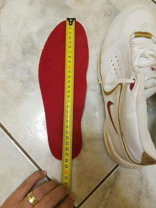 Adidasi NIKE- AIR made in Vietnam