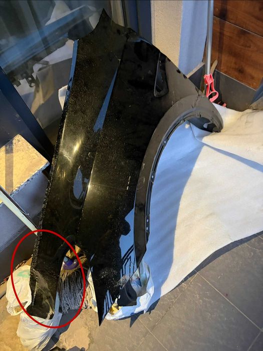 Tesla Model Y калник ляв и десен