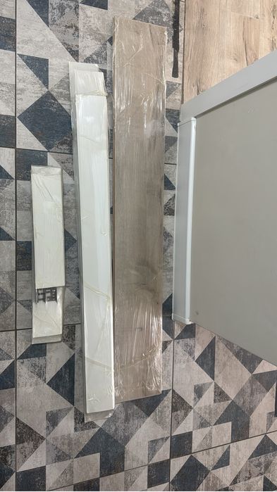 Ламинат и плитус