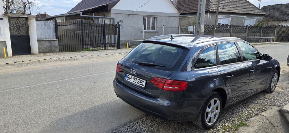 Vand audi a4 automat 2011
