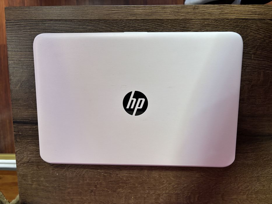 Лаптоп HP Stream 14