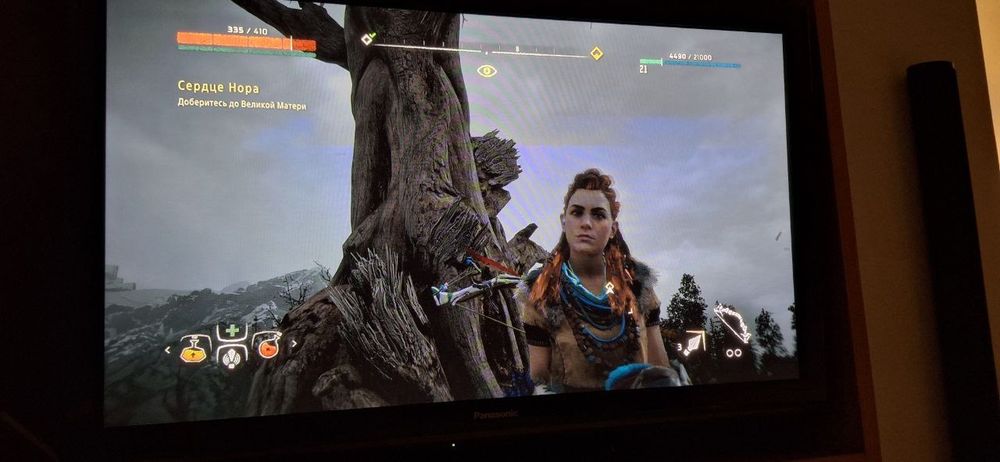 PlayStation 4 и 2 джойстика