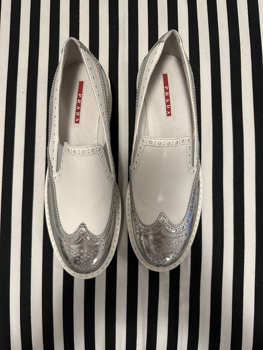 Incaltaminte prada originala de dama.